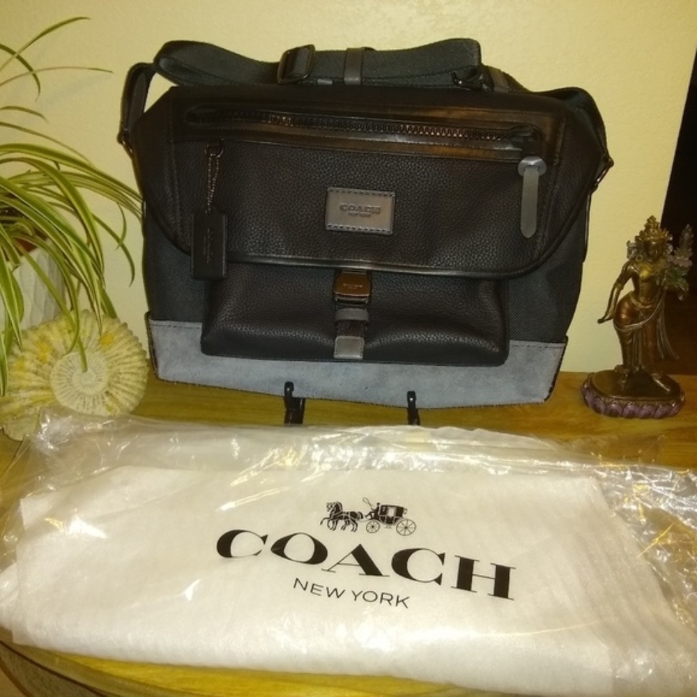 Coach Manhattan Bike Bag in Black/Graphite